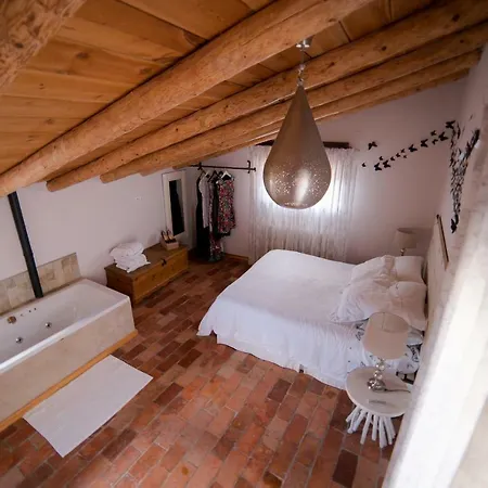 El Zaguan Дом отдыха Альбаррасин